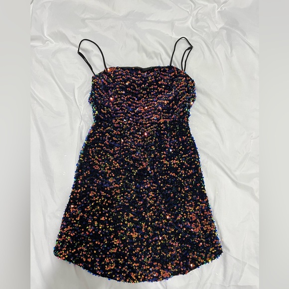 Selfie Leslie Sequin Mini Dress - Picture 1 of 5